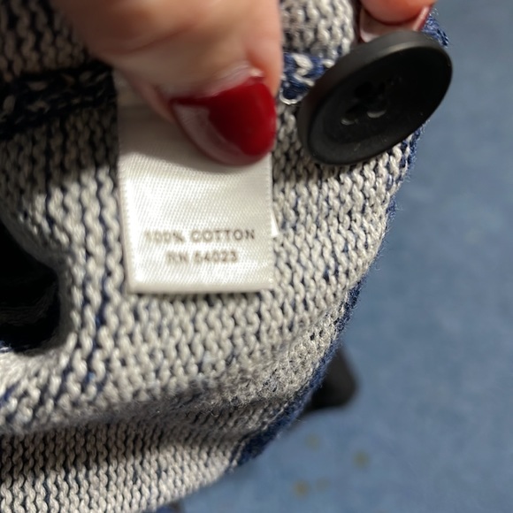 Banana Republic sweater-blue - Picture 7 of 7